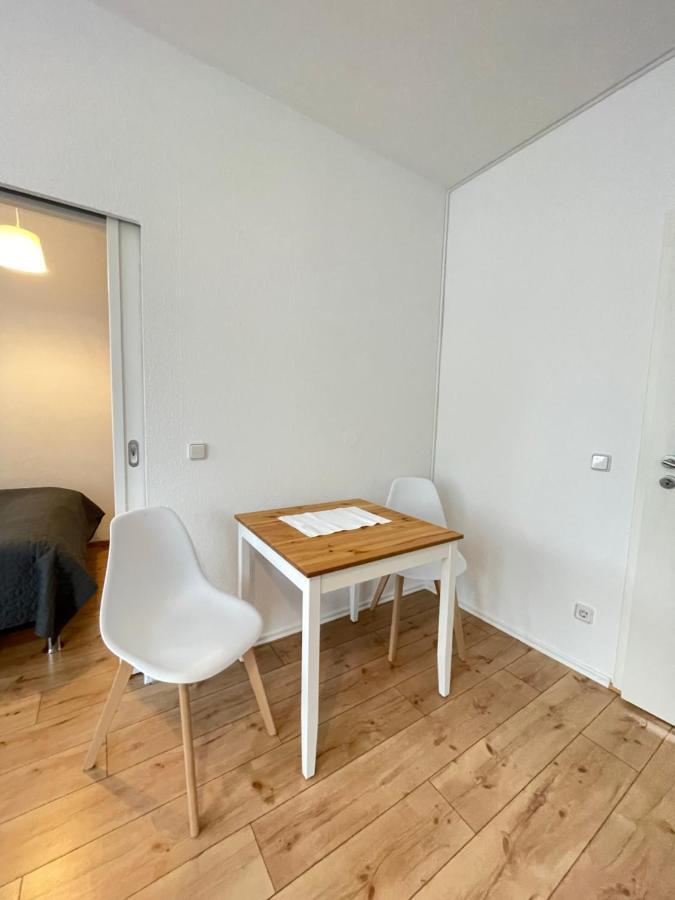 Ferienwohnung Im Stadtzentrum Von Bernau - Schoene Ferienwohnung Mit 1 1/2 Zimmern, Bad, Spuelmaschine, Waschmaschine, Komplette Kueche, Wlan Bernau bei Berlin Ngoại thất bức ảnh