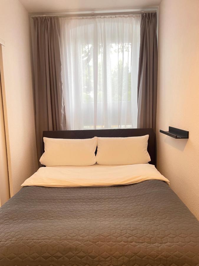 Ferienwohnung Im Stadtzentrum Von Bernau - Schoene Ferienwohnung Mit 1 1/2 Zimmern, Bad, Spuelmaschine, Waschmaschine, Komplette Kueche, Wlan Bernau bei Berlin Ngoại thất bức ảnh